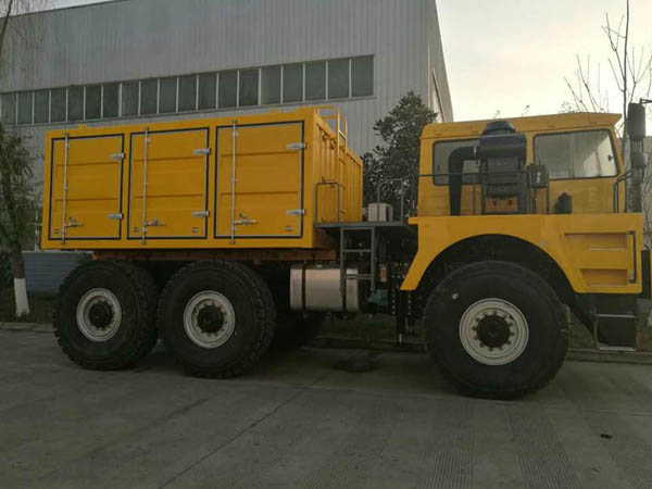 6x6驅(qū)動(dòng)250kN牽引力道路試驗(yàn)負(fù)荷車(chē)
